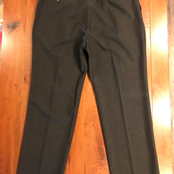 NWOT MEN’S DRESS PANTS 40R - Picture 2 of 3